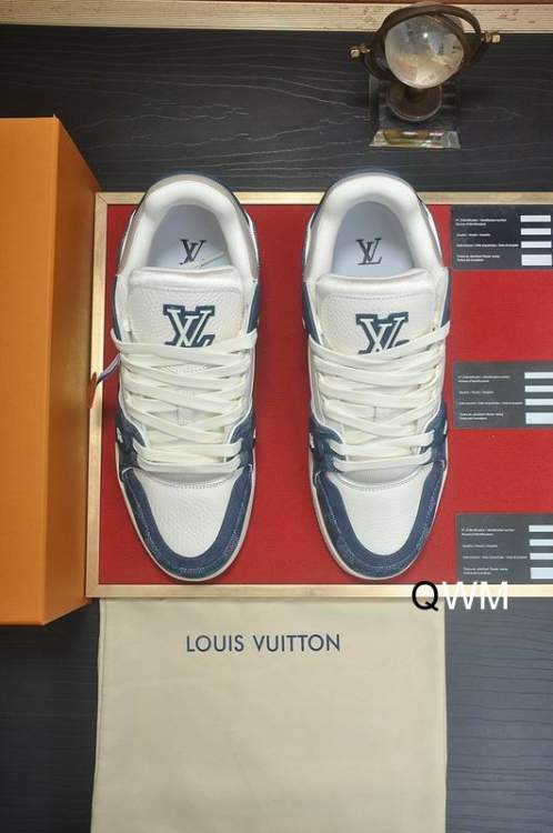 Picture of Louis Vuitton Shoes _SKULVsz36-44ML013212900
